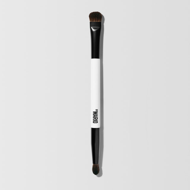 Front view of Makeup By Mario's E6 Dual-Ended Eyeshadow Brush